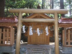 手接足尾神社の画像です。 手接足尾神社